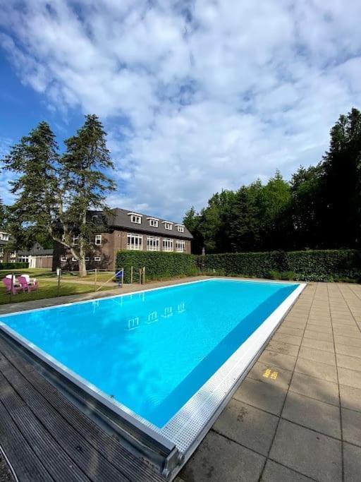 Adorable Two Bedroom Bungalow C7 Next To Hotel. Garderen Exterior foto